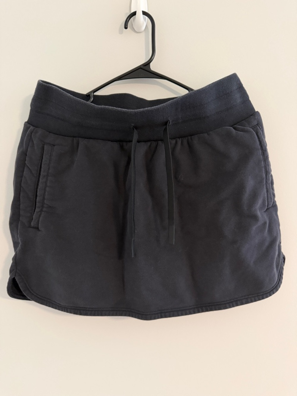 JoyLab Black Sweat Skirt with Ribbed Waistband
